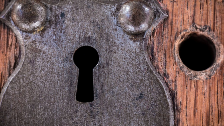 Lock Changes vs. Repairs: What’s Better For Your Home Security?